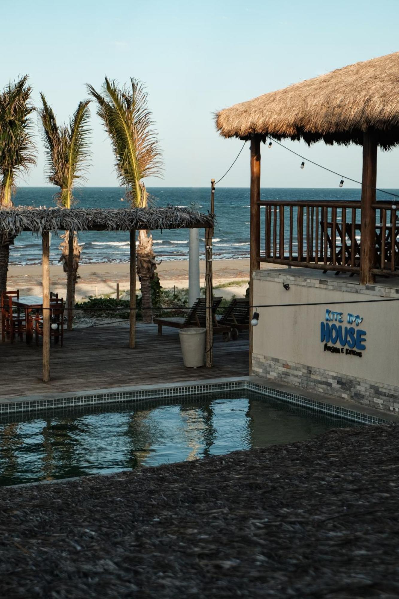 Seu Pedro Lounge Praia - Pousada E Kite Center Icapui Ngoại thất bức ảnh